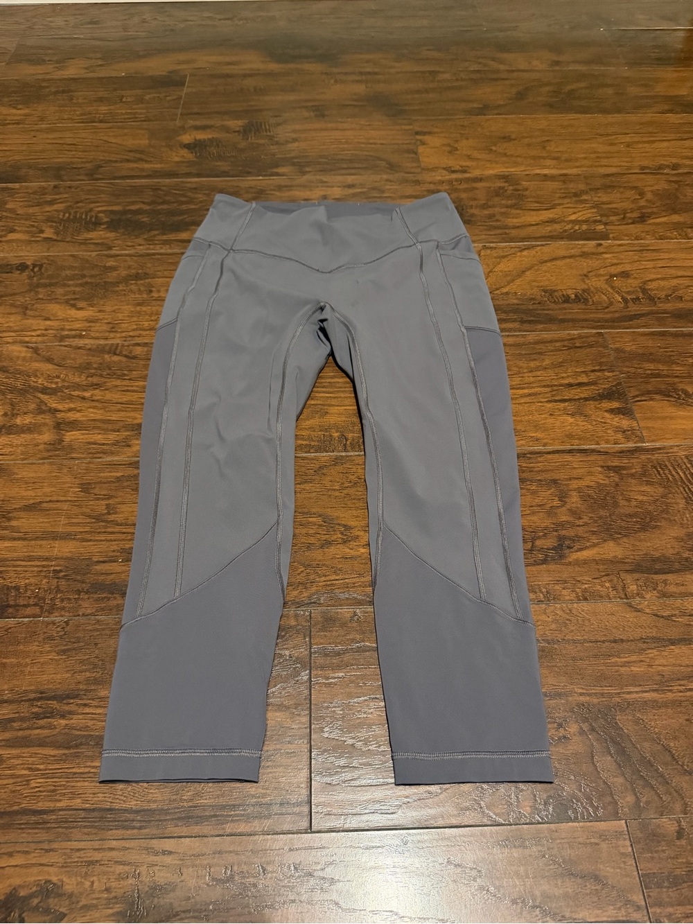 Lululemon women’s titanium all the right places crop ll 23” leggings size 12